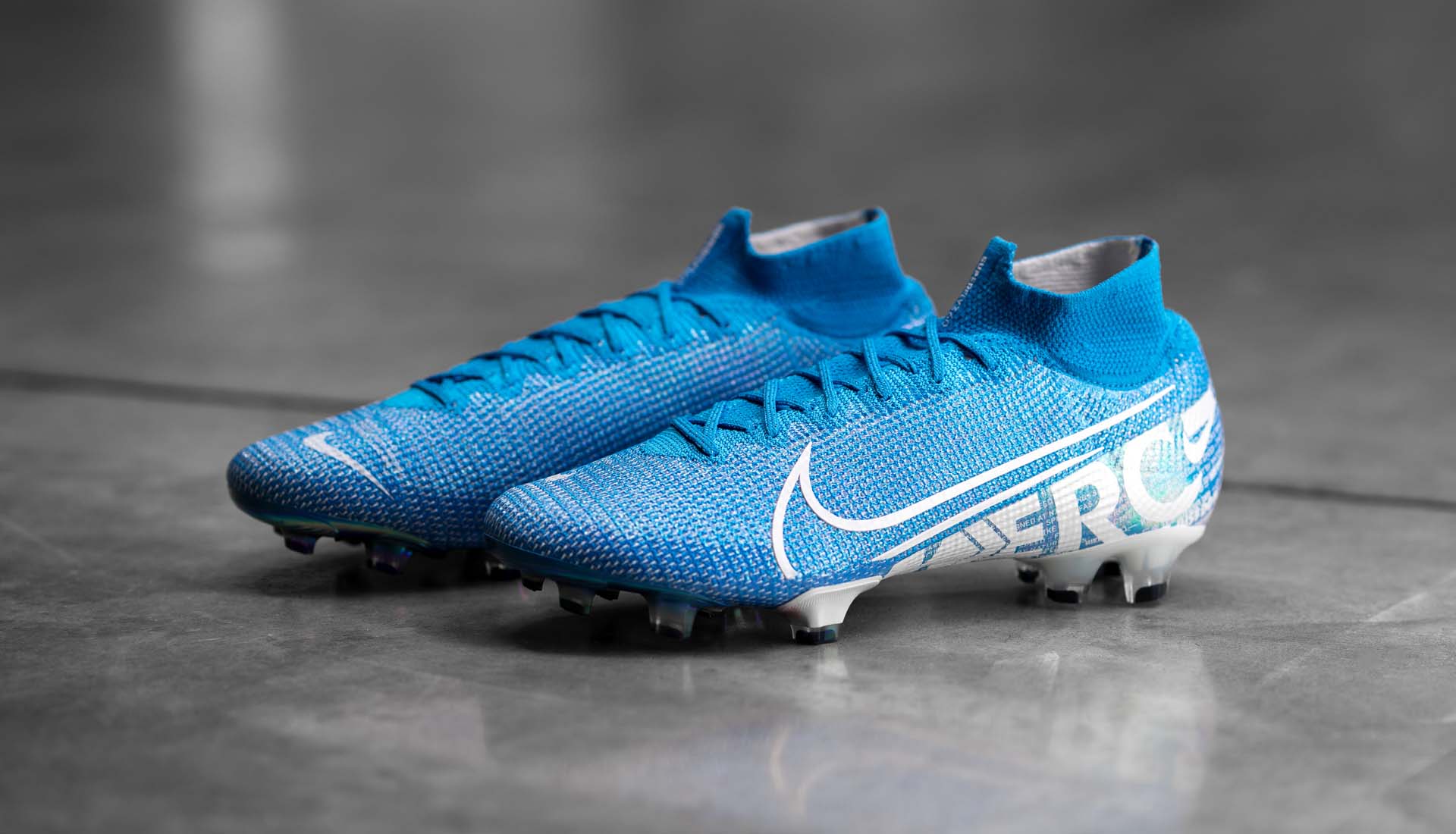 Giày đá bóng Nike Mercurial Superfly 7 cao cổ xịn sò