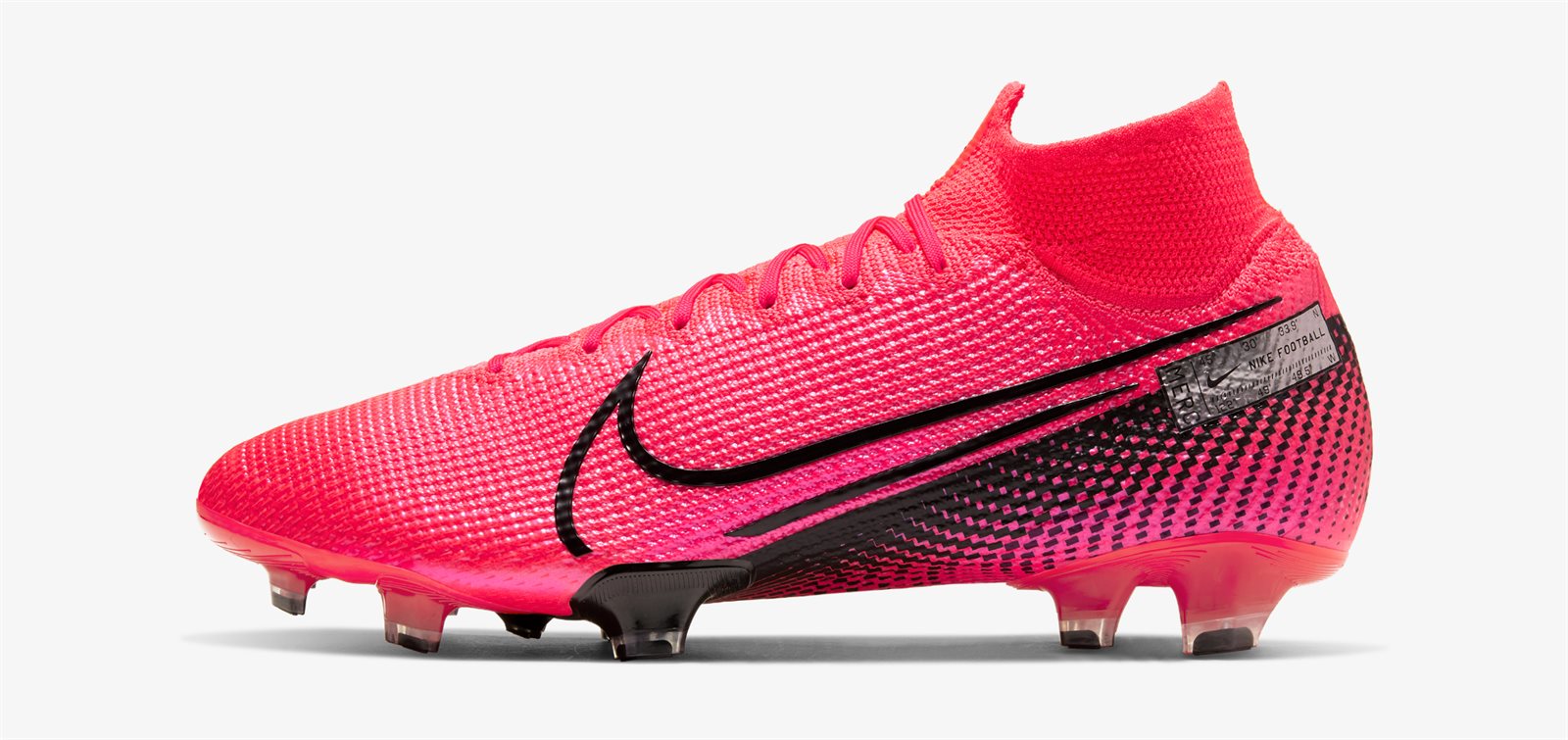 Giày Nike Mercurial Superfly VII (7) cao cổ cũng được nhiều cầu thủ sử dụng tại Champions League