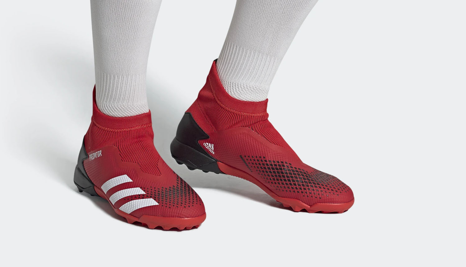 Giày đá banh sân cỏ nhân tạo Adidas Predator 20.3 TF Laceless không dây