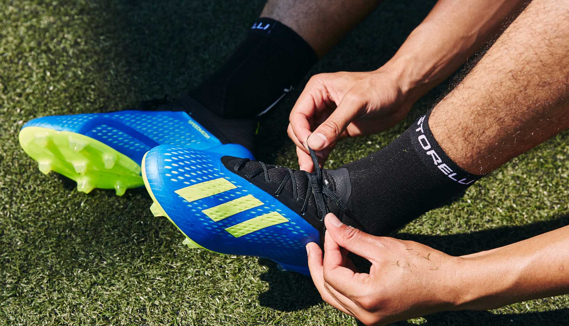 Giày đá bóng Adidas X18.1 đã được ra mắt với rất nhiều gam màu đẹp mắt