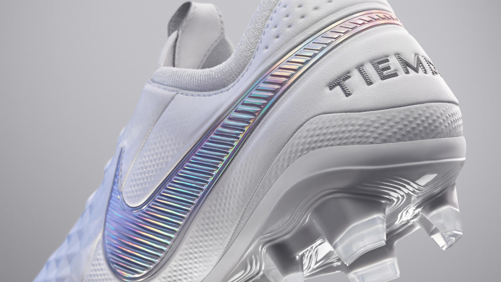 Giày bóng đá Nike Tiempo được chia thành 4 phân khúc với mức giá khác nhau
