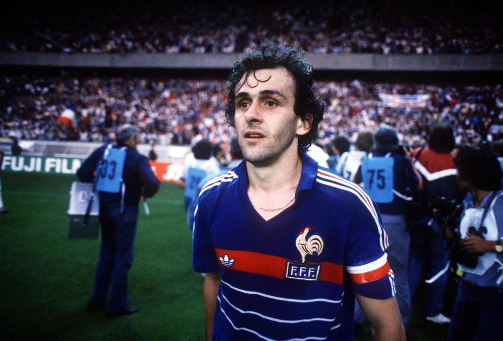 Michel Platini là huyền thoại bóng đá người pháp với danh hiệu vô địch châu Âu 1984